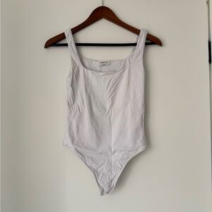 Babaton Classic White Bodysuit